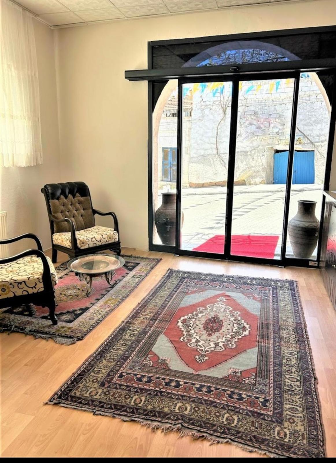 Gumus Hotel Ortahisar Esterno foto